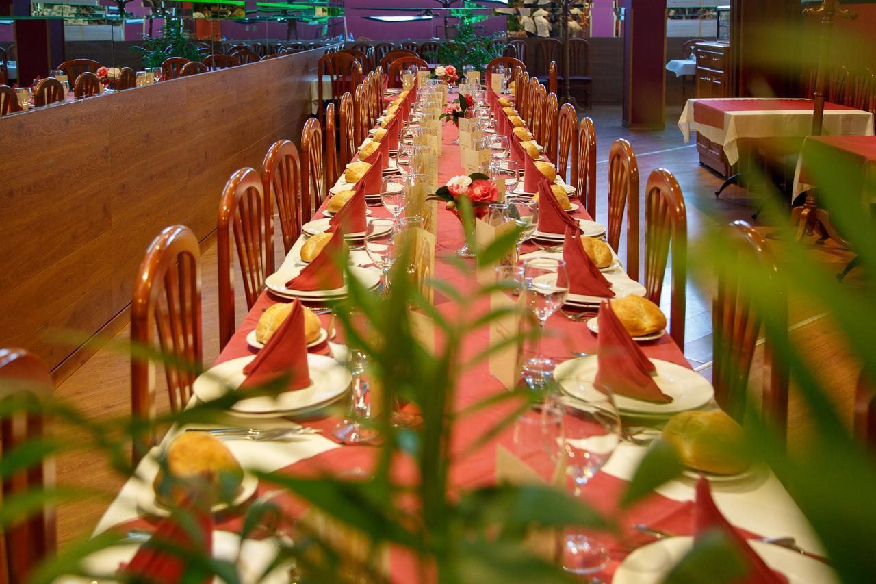 Hotel Restaurante Pontinas Лалін Екстер'єр фото